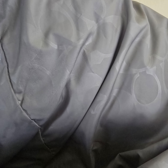 Coach Mid Puffer SOLD OUT - Picture 14 of 16